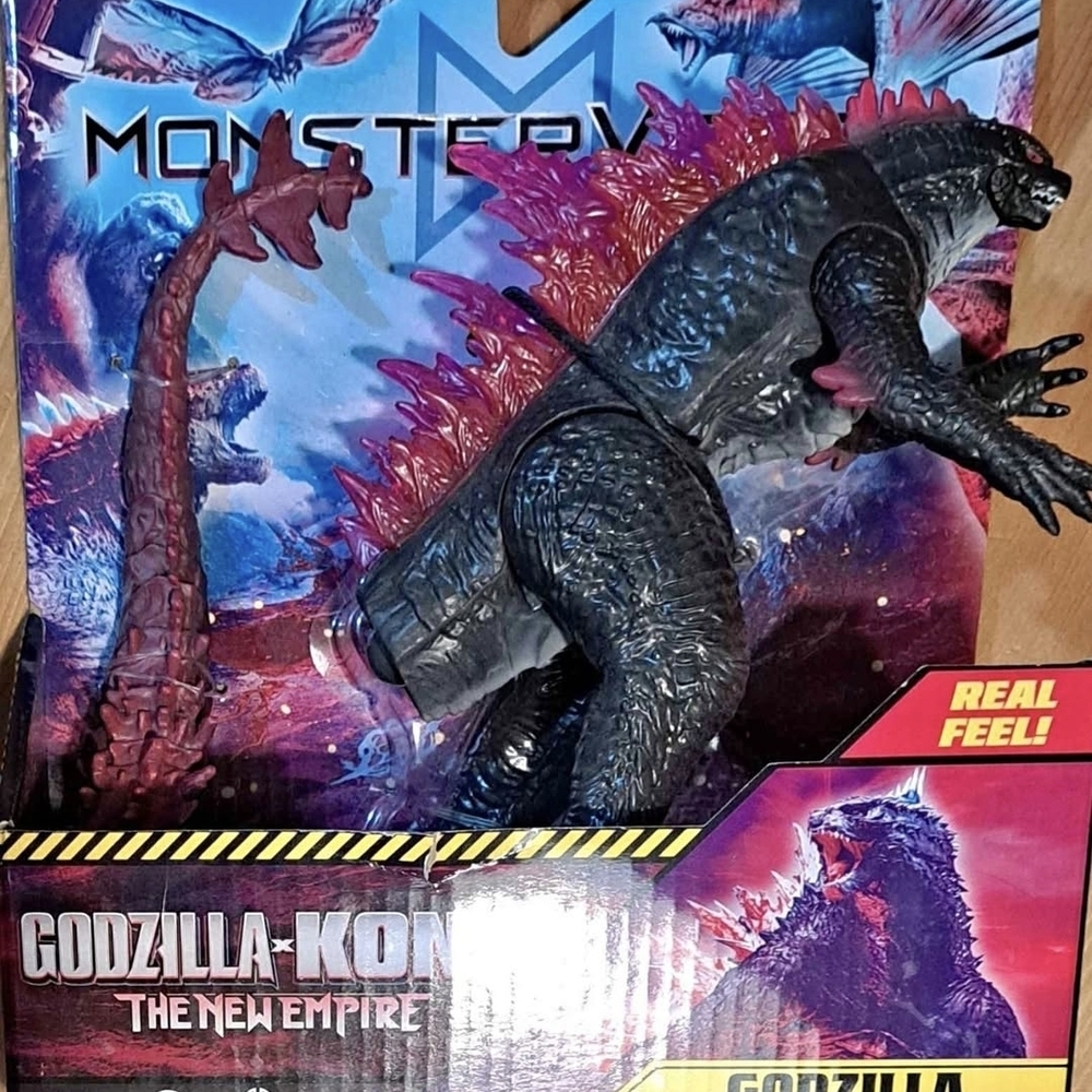 Mini Monster High Godzilla Action Figure - Black and Red